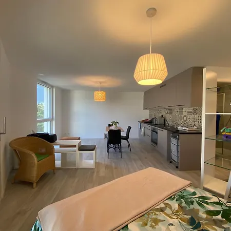 Taou Apartment *