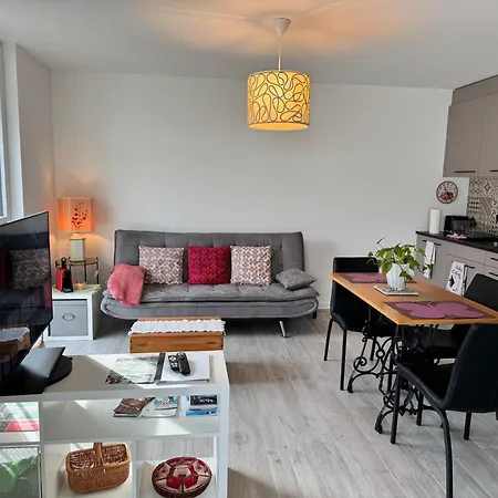 Taou Apartment